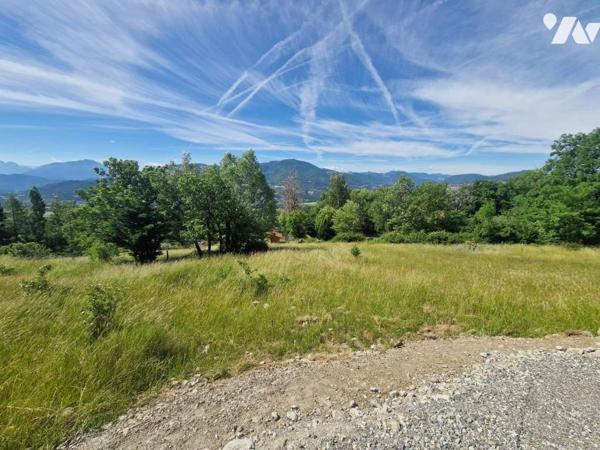 Beau terrain à bâtir avec vue