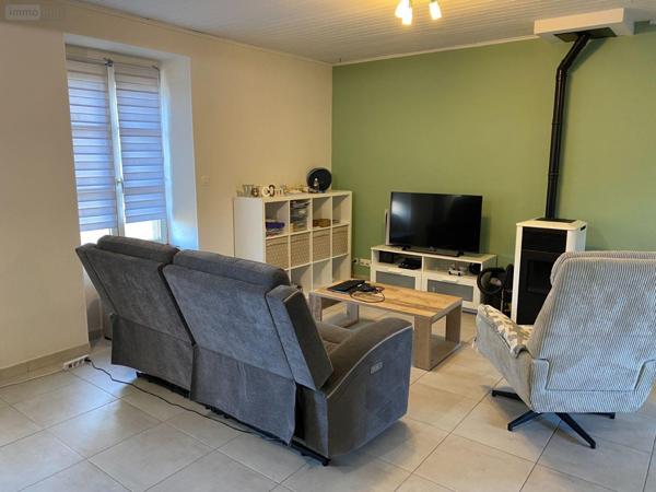 Maison de ville à louer à Val-d'Izé en Ille-et-Vilaine (35450), ref : 35131-952723