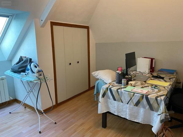 Maison de ville à louer à Val-d'Izé en Ille-et-Vilaine (35450), ref : 35131-952723