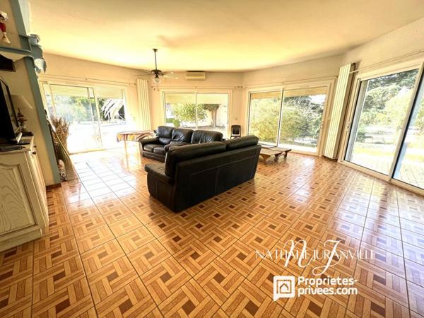 Argelès-sur-Mer, propriété d'e 254 m2 sur une parcelle de 11000m2