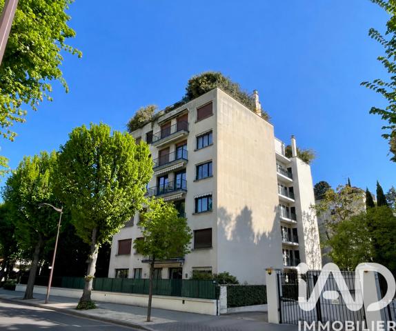 Appartement à vendre 5 pièces 120 m² Neuilly-sur-Seine
