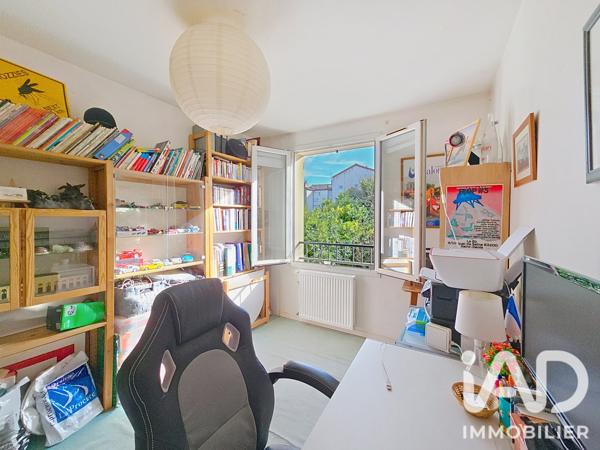 Maison à vendre 9 pièces 205 m² Suresnes