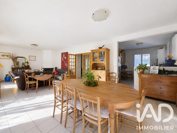 Maison à vendre 9 pièces 205 m² Suresnes