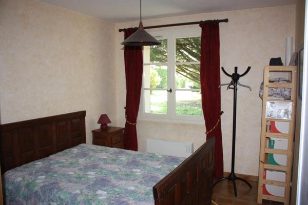 Maison à vendre 7 pièces proche de CUISERY (71) Maison au calme 200m2 - 5 chambres sur 3064m2 de terrain clos à 238 000 €