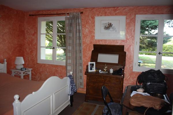 Maison à vendre 7 pièces proche de CUISERY (71) Maison au calme 200m2 - 5 chambres sur 3064m2 de terrain clos à 238 000 €
