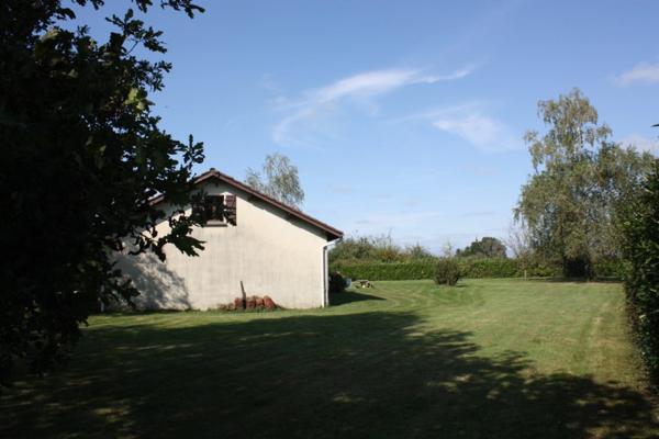 Maison à vendre 7 pièces proche de CUISERY (71) Maison au calme 200m2 - 5 chambres sur 3064m2 de terrain clos à 238 000 €