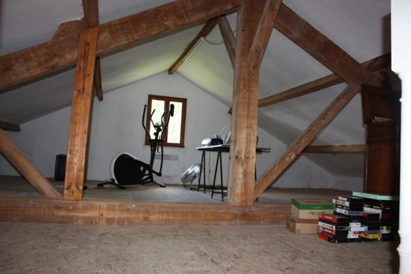 Maison à vendre 7 pièces proche de CUISERY (71) Maison au calme 200m2 - 5 chambres sur 3064m2 de terrain clos à 238 000 €
