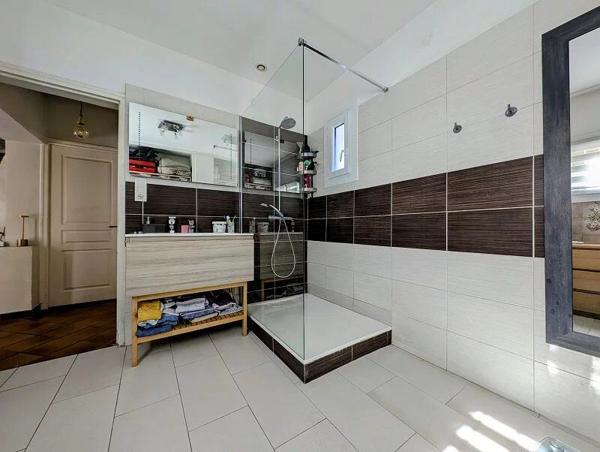 Vente Maison 4 pièces 105 m2 à Saint-Mitre-les-Remparts