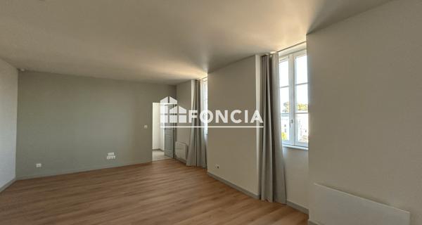 Location Studio 34.69 m² - Guingamp 22200