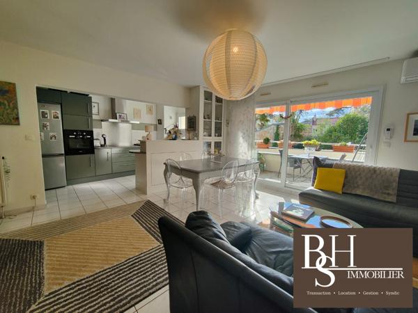 Poitiers Plateau BLOSSAC, Appartement 72 m² avec parking sécurisé, terrasse et ascenseur