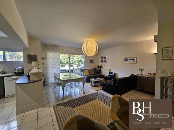 Poitiers Plateau BLOSSAC, Appartement 72 m² avec parking sécurisé, terrasse et ascenseur
