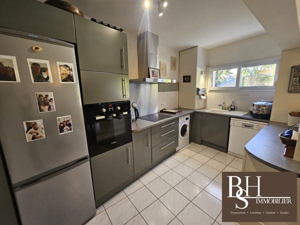 Poitiers Plateau BLOSSAC, Appartement 72 m² avec parking sécurisé, terrasse et ascenseur