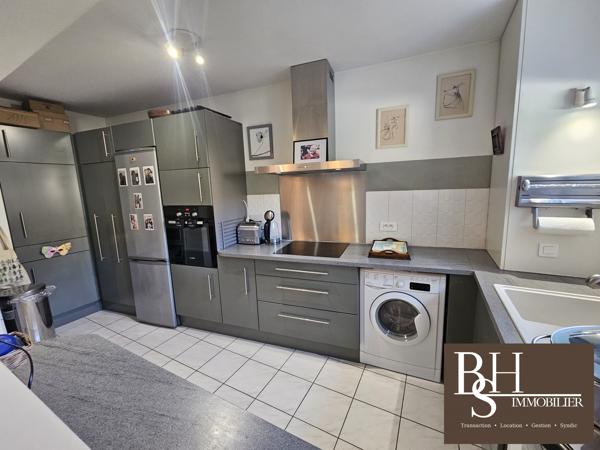 Poitiers Plateau BLOSSAC, Appartement 72 m² avec parking sécurisé, terrasse et ascenseur