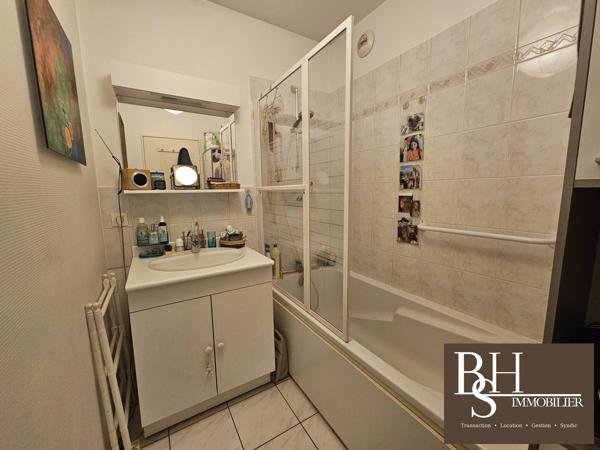 Poitiers Plateau BLOSSAC, Appartement 72 m² avec parking sécurisé, terrasse et ascenseur