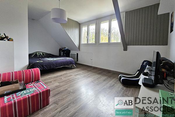 Maison à vendre sur MORTCERF 162m² 5 Chambres + Studio locatif terrain 930m² Cave total Mortcerf (77163)