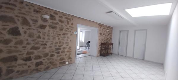 MAISON  5 PIECES SECTEUR CENTRE VILLE