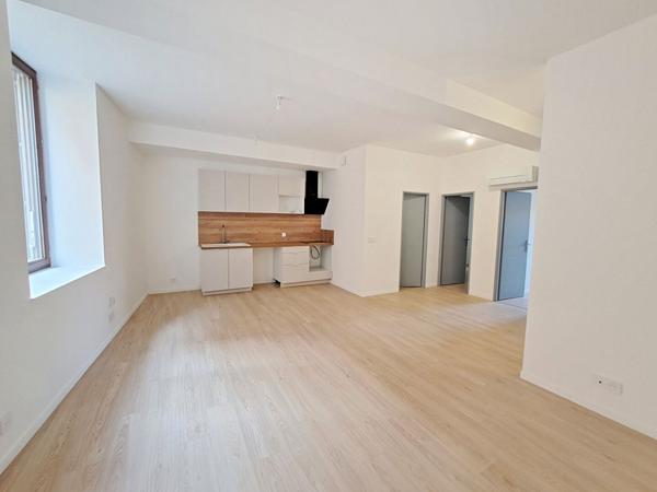 Appartement Saint Symphorien Sur Coise 3 pièce(s) 62.23 m2