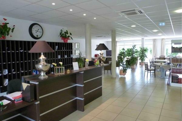 INVESTISSEMENT LOCATIF – YZEURE – Résidence Seniors Obeo Les Jardins du Danube – 7,46 % de rentabilité