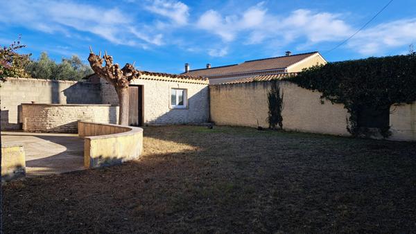 Monteux (84170) Villa de plain-pied 3 chambres