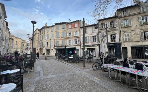 Appartement à vendre    2 pièces • 67,67 m2 Avignon