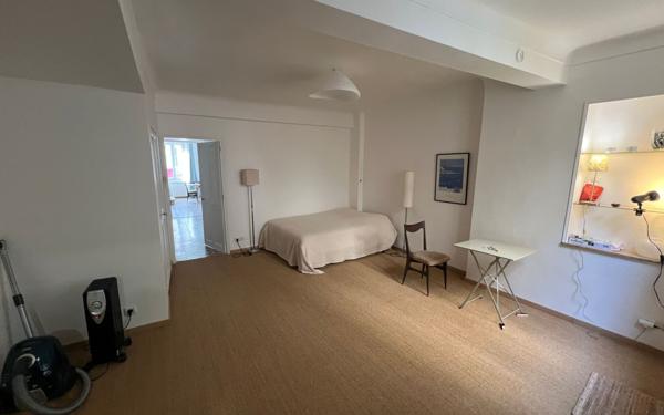 Appartement à vendre    2 pièces • 67,67 m2 Avignon