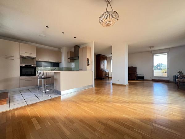 Appartement 4 pièces – 111 m² environ à Rezé (ref : 1734B)