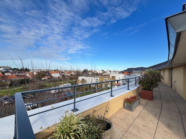 Appartement 4 pièces – 111 m² environ à Rezé (ref : 1734B)