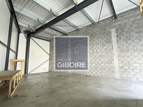 Local d'activites 185 m² à louer VERN SUR SEICHE (réf : 35.4929)