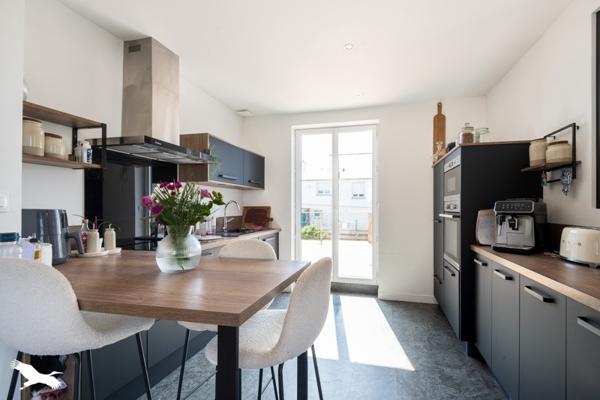 Maison à vendre 254 880 € Plouvorn 5 p 102 m² DPE C