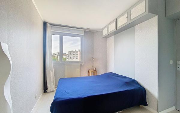 Appartement à vendre    2 pièces • 49,67 m2 Guyancourt