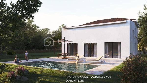 Christophe LAMAZERE pour le Réseau BSK Immobilier vous invite à découvrir cette maison de maître en cours de rénovation à Labarrère (32440, Gers).

FORTE BAISSE de prix pour cet ensemble immobilier en cours de finition. 

Située à quelques minutes des commodités de Castelnau d' Auzan (écoles, commerces, professionnels de santé), cette grande maison de plus de 204 m² habitables est actuellement en cours de rénovation et d'agrandissement. Elle propose plusieurs projets en 1  : investissement locatif prometteur ou maison familiale.

La rénovation du gros œuvre est terminée et est sous Garantie Décennale :  
- Planchers, toiture , isolation, menuiseries et plomberie déjà en place et le tout est neuf. 
- Pré-équipements électriques et plombiers avancés.
- Micro-station d'assainissement (dimensionnée pour 20 personnes) tout juste installée.

1 - Maison principale spacieuse avec logement locatif attenant : Créez votre maison familiale tout en générant un revenu locatif complémentaire grâce à un appartement indépendant.
2 - Investissement locatif clé en main avec une rentabilité exceptionnelle : Transformez ce bien en un immeuble de 3 logements indépendants (3 duplex de 50 m², 70 m² et 85m²) , parfaits pour la location saisonnière ou annuelle. Avec un bon taux de rentabilité locatif supérieur à 7%, c'est une opportunité unique dans le Gers pour diversifier et optimiser votre patrimoine immobilier !
3- Possibilité d'un logement supplémentaire : Le terrain offre la flexibilité d'ajouter une unité locative supplémentaire, maximisant ainsi votre rentabilité locative. Permis accordé pour un logement supplémentaire et pour une piscine.

L'ensemble des travaux est réalisé dans les règles de l'art, avec toutes les autorisations et permis de construire en bonne et due forme, et bénéficie de garanties décennales. Tous les documents vous seront bien évidemment fournis lors de la vente pour une totale transparence.
Un permis de construire pour une piscine est déjà accordé, vous permettant de projeter dès maintenant un espace de détente idyllique.

Le Gers est un département réputé pour sa douceur de vivre, sa gastronomie locale et ses paysages vallonnés. Profitez de la proximité des commodités de Castelnau d'Auzan (écoles, commerces de proximité, médecins) pour un quotidien facilité, Territoire touristique de l'Armagnac avec Eauze à quelques kilomètres et les thermes réputés de Barbotan. 

Les accès sont aisés : vous rejoindrez rapidement les villes dynamiques d'Agen, Nérac et Toulouse, offrant des opportunités de transport et de loisirs variées.
Ne laissez pas passer cette opportunité unique de concrétiser votre projet immobilier dans le Gers ! 
Contactez-moi dès aujourd'hui pour plus d'informations et une visite.