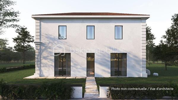 Christophe LAMAZERE pour le Réseau BSK Immobilier vous invite à découvrir cette maison de maître en cours de rénovation à Labarrère (32440, Gers).

FORTE BAISSE de prix pour cet ensemble immobilier en cours de finition. 

Située à quelques minutes des commodités de Castelnau d' Auzan (écoles, commerces, professionnels de santé), cette grande maison de plus de 204 m² habitables est actuellement en cours de rénovation et d'agrandissement. Elle propose plusieurs projets en 1  : investissement locatif prometteur ou maison familiale.

La rénovation du gros œuvre est terminée et est sous Garantie Décennale :  
- Planchers, toiture , isolation, menuiseries et plomberie déjà en place et le tout est neuf. 
- Pré-équipements électriques et plombiers avancés.
- Micro-station d'assainissement (dimensionnée pour 20 personnes) tout juste installée.

1 - Maison principale spacieuse avec logement locatif attenant : Créez votre maison familiale tout en générant un revenu locatif complémentaire grâce à un appartement indépendant.
2 - Investissement locatif clé en main avec une rentabilité exceptionnelle : Transformez ce bien en un immeuble de 3 logements indépendants (3 duplex de 50 m², 70 m² et 85m²) , parfaits pour la location saisonnière ou annuelle. Avec un bon taux de rentabilité locatif supérieur à 7%, c'est une opportunité unique dans le Gers pour diversifier et optimiser votre patrimoine immobilier !
3- Possibilité d'un logement supplémentaire : Le terrain offre la flexibilité d'ajouter une unité locative supplémentaire, maximisant ainsi votre rentabilité locative. Permis accordé pour un logement supplémentaire et pour une piscine.

L'ensemble des travaux est réalisé dans les règles de l'art, avec toutes les autorisations et permis de construire en bonne et due forme, et bénéficie de garanties décennales. Tous les documents vous seront bien évidemment fournis lors de la vente pour une totale transparence.
Un permis de construire pour une piscine est déjà accordé, vous permettant de projeter dès maintenant un espace de détente idyllique.

Le Gers est un département réputé pour sa douceur de vivre, sa gastronomie locale et ses paysages vallonnés. Profitez de la proximité des commodités de Castelnau d'Auzan (écoles, commerces de proximité, médecins) pour un quotidien facilité, Territoire touristique de l'Armagnac avec Eauze à quelques kilomètres et les thermes réputés de Barbotan. 

Les accès sont aisés : vous rejoindrez rapidement les villes dynamiques d'Agen, Nérac et Toulouse, offrant des opportunités de transport et de loisirs variées.
Ne laissez pas passer cette opportunité unique de concrétiser votre projet immobilier dans le Gers ! 
Contactez-moi dès aujourd'hui pour plus d'informations et une visite.