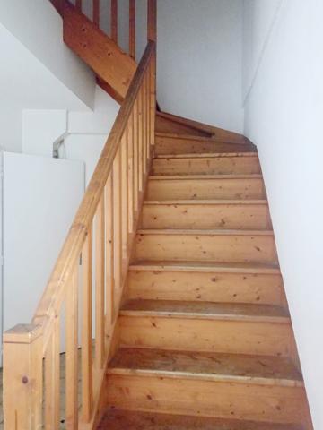 À LOUER – Appartement T4 de 107 m² avec terrasse – Bollène À LOUER – Appartement T4 de 107 m² avec terrasse – Bollène