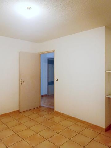 À LOUER – Appartement T4 de 107 m² avec terrasse – Bollène À LOUER – Appartement T4 de 107 m² avec terrasse – Bollène