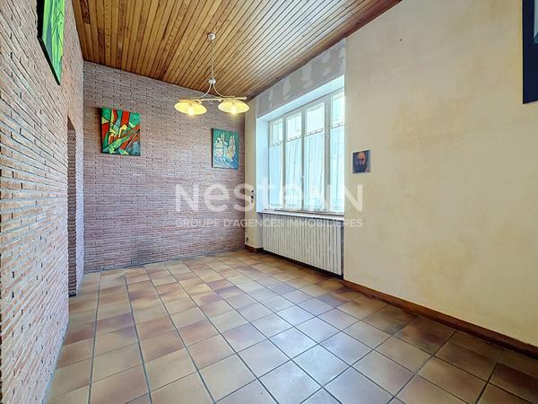 A vendre Maison de ville à rafraîchir à Nérac - 6 pièces, 126 m² avec garage et cour