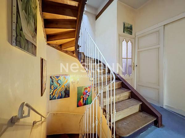 A vendre Maison de ville à rafraîchir à Nérac - 6 pièces, 126 m² avec garage et cour