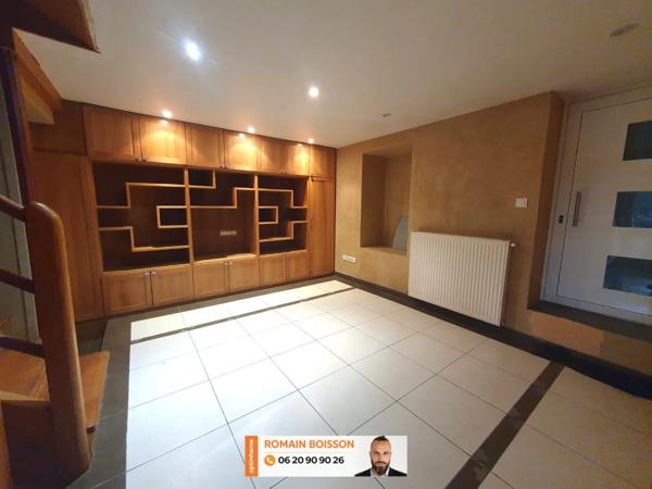 A vendre 5 pièces  Maison familiale  avec studio indépendant PERIGUEUX (24)