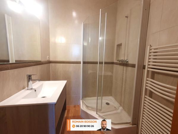 A vendre 5 pièces  Maison familiale  avec studio indépendant PERIGUEUX (24)