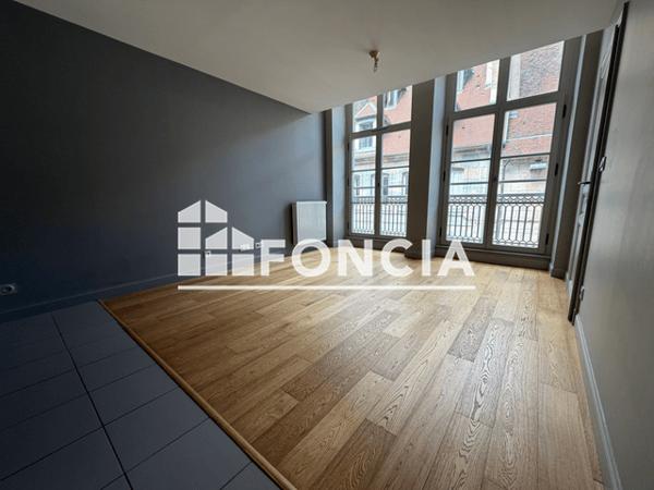 Location Appartement 2 pièces 48.38 m² - 4 RUE PASTEUR Besancon 25000