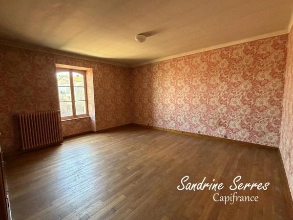 ALZONNE (11) Demeure de caractère 299 m2 habitables - Fort potentiel