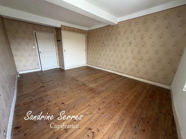 ALZONNE (11) Demeure de caractère 299 m2 habitables - Fort potentiel