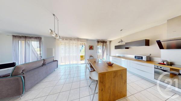 Appartement T4 à vendre  4 pièces - 90,11 m2 RODEZ - 12