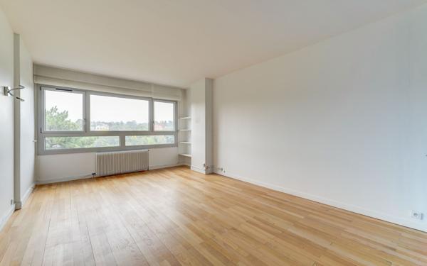 Appartement à vendre    3 pièces • 81,43 m2 Caluire-et-Cuire