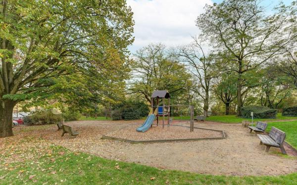 Appartement à vendre    3 pièces • 81,43 m2 Caluire-et-Cuire