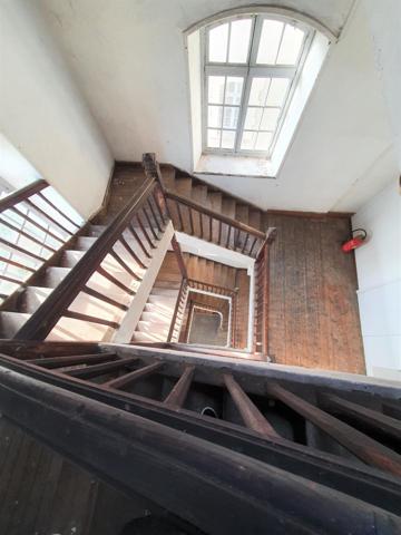 Grand ensemble immobilier de 8000m2 découpable en appartements + parking