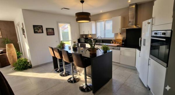 Maison  contemporaine  Plain pied  115m2 à Saint Just