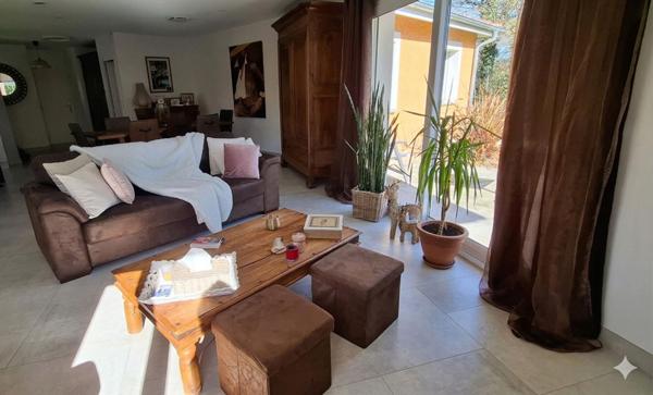 Maison  contemporaine  Plain pied  115m2 à Saint Just