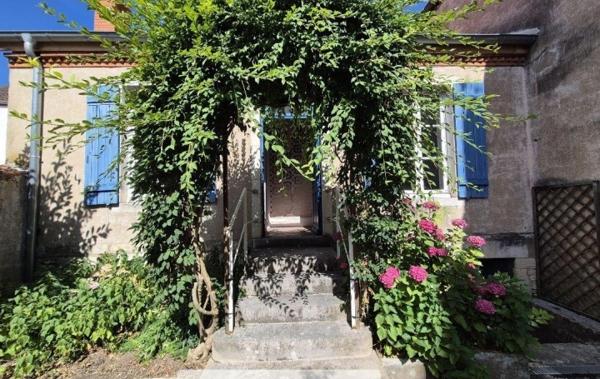 Vente Maison Immeuble Centre-ville à rafraîchir Chagny   