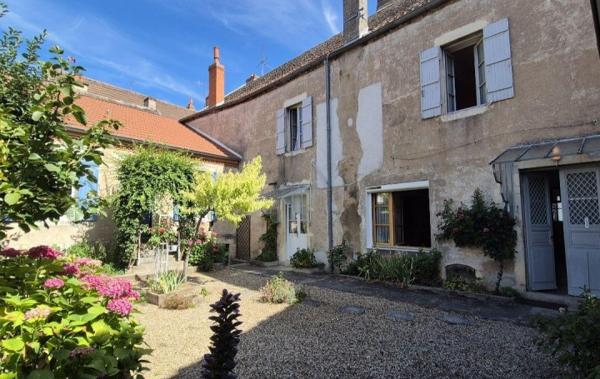 Vente Maison Immeuble Centre-ville à rafraîchir Chagny   