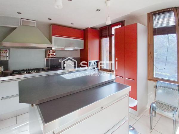 appartement avec studio et parking